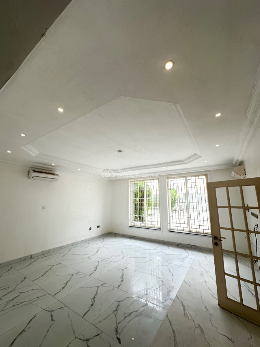 4  Bedroom Semi Detached, Ikoyi, Old Ikoyi, Ikoyi, Lagos, Semi-detached Duplex for Rent