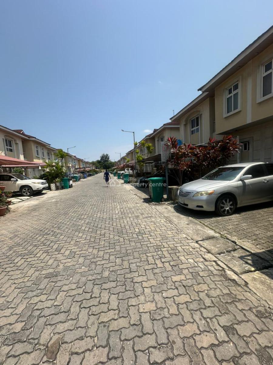 Fully Serviced 4 Bedroom Duplex with 24hrs Power, Bourdillon Court Estate, Chevron Drive, Lekki, Lagos, Semi-detached Duplex for Rent