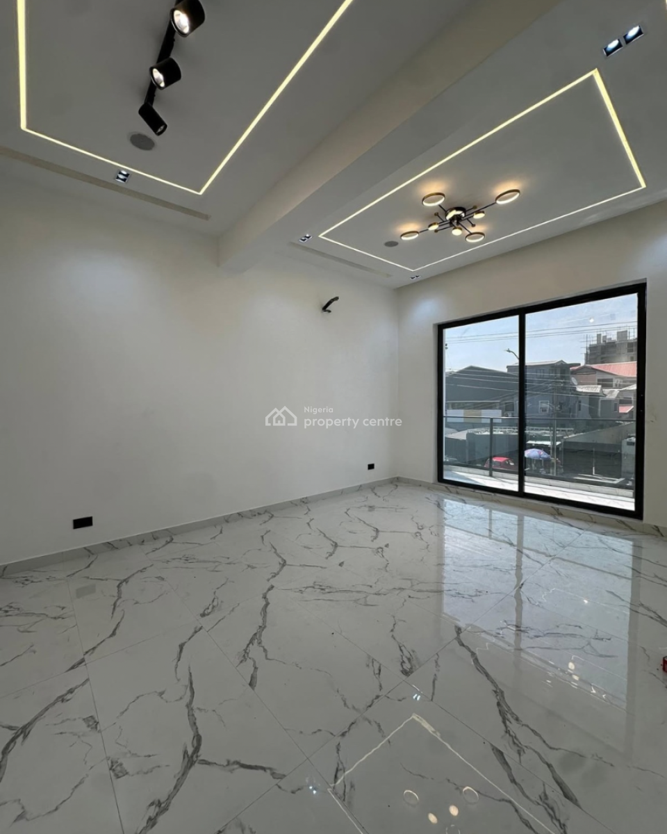 Luxury 3 Bedroom Apartment with Swimming Pool and Elevator, Freedom Way, Lekki Phase 1, Lekki, Lagos, Flat / Apartment for Sale
