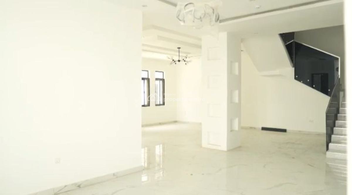 Distress: Brand New 6 Bedroom House with Bq( Self & Spacious Compound), Cowrie Creek Estate, Lekki, Lagos, Semi-detached Duplex for Sale