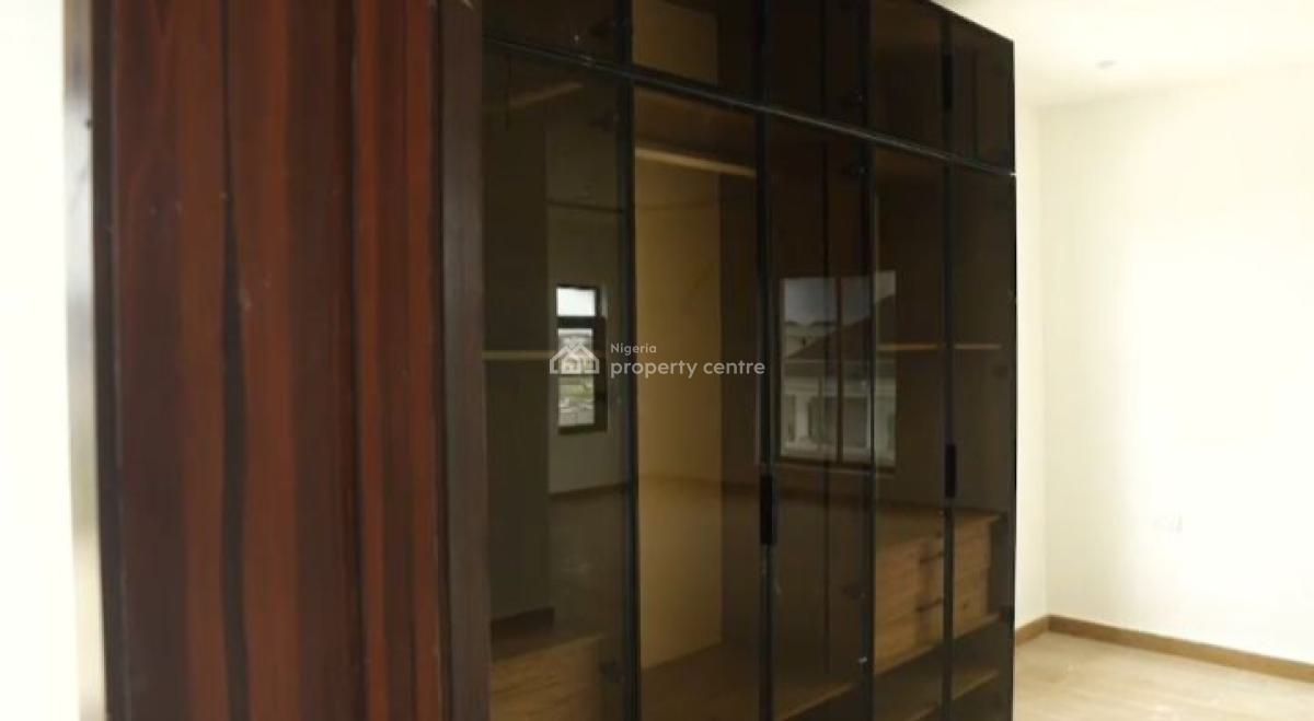 Distress: Brand New 6 Bedroom House with Bq( Self & Spacious Compound), Cowrie Creek Estate, Lekki, Lagos, Semi-detached Duplex for Sale