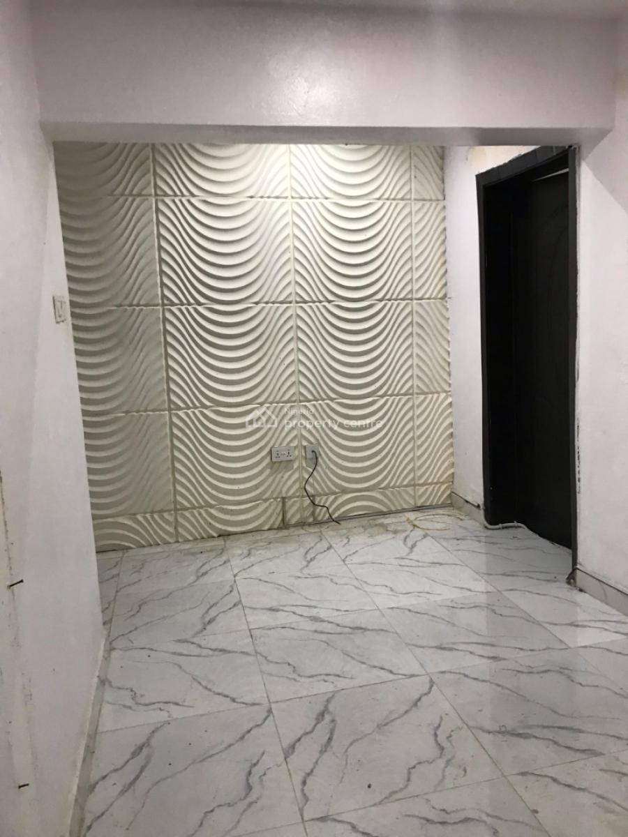 Very Standard Clean Mini Flat, Off Admiralty Road, Lekki Phase 1, Lekki, Lagos, Mini Flat (room and Parlour) for Rent