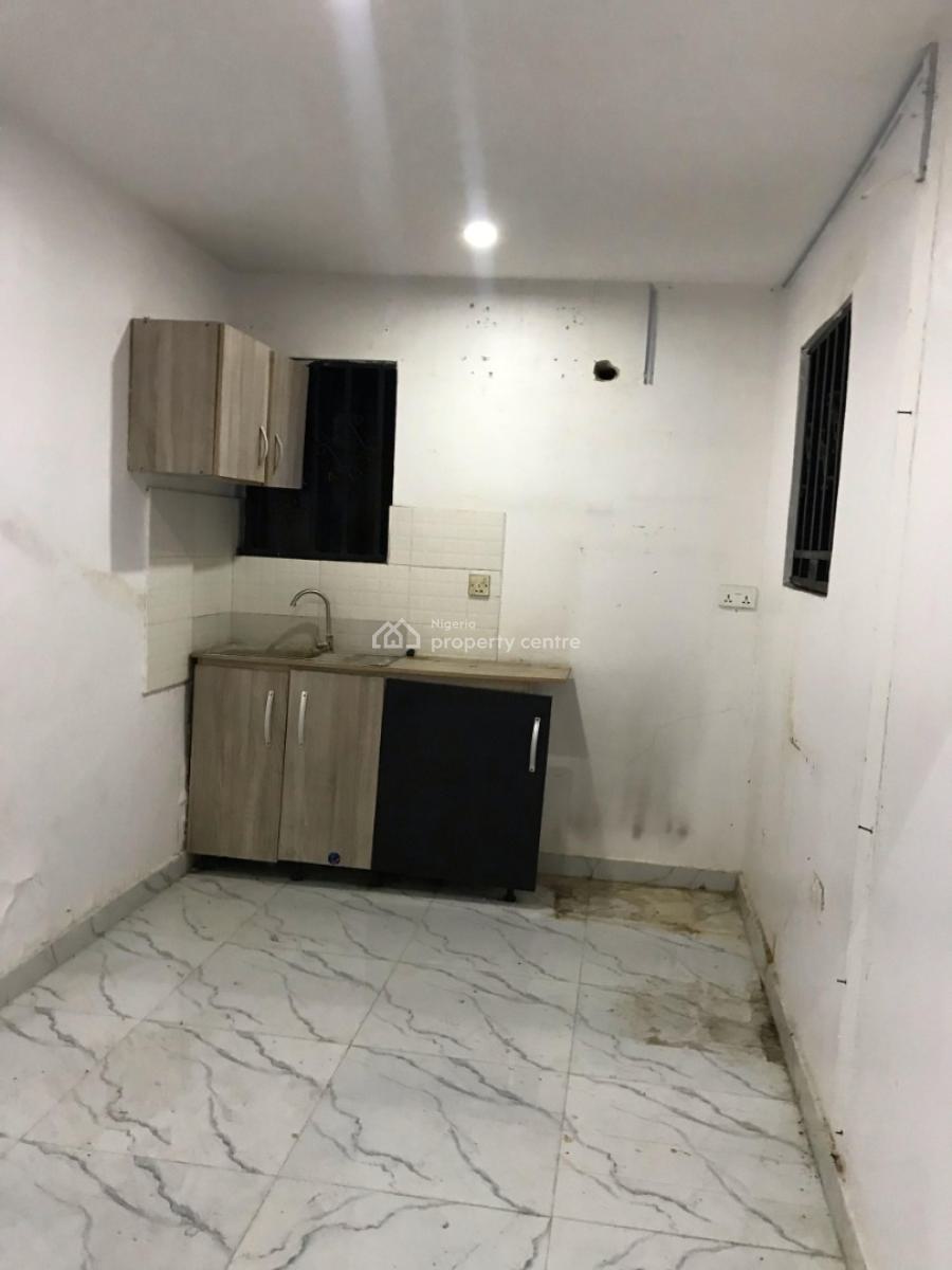Very Standard Clean Mini Flat, Off Admiralty Road, Lekki Phase 1, Lekki, Lagos, Mini Flat (room and Parlour) for Rent