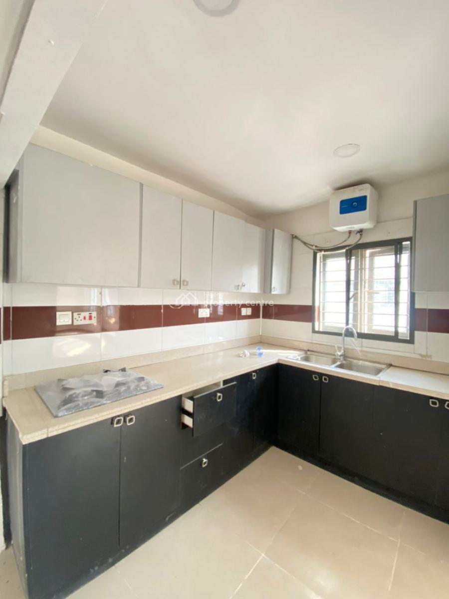 Serviced 2 Bedrooms Apartment, Lekki Phase 1, Lekki, Lagos, Flat / Apartment for Rent