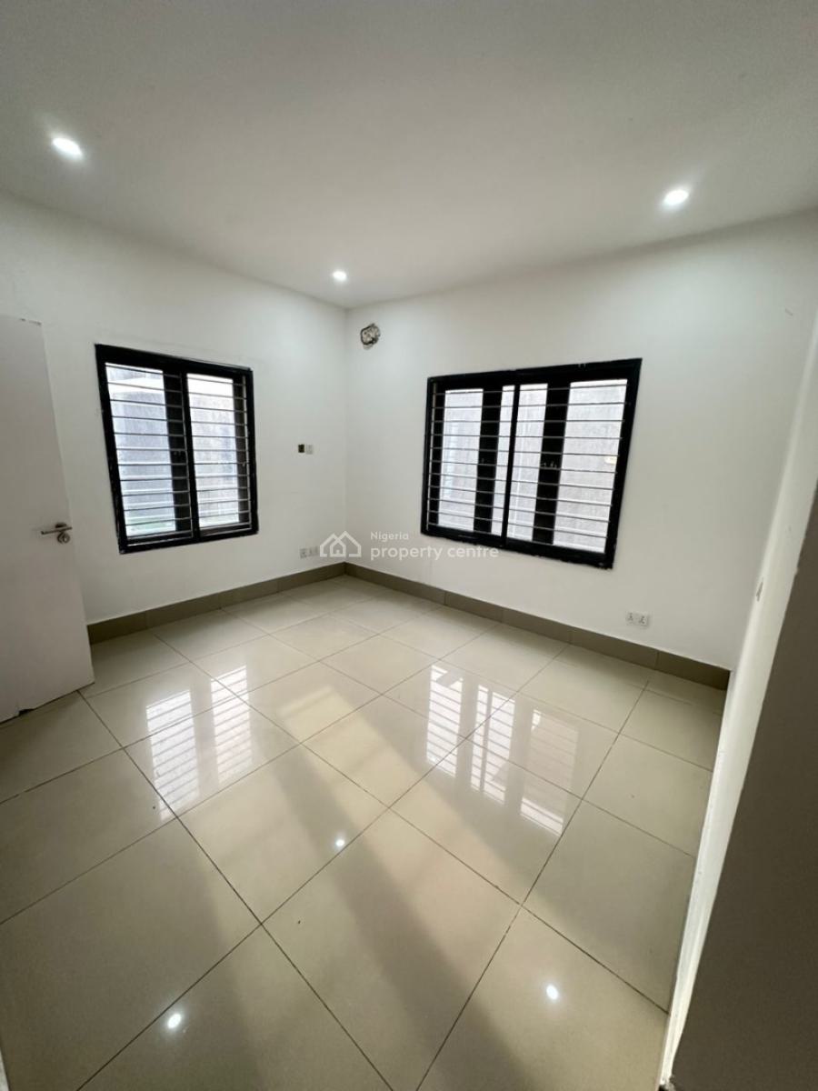Serviced 2 Bedrooms Apartment, Lekki Phase 1, Lekki, Lagos, Flat / Apartment for Rent