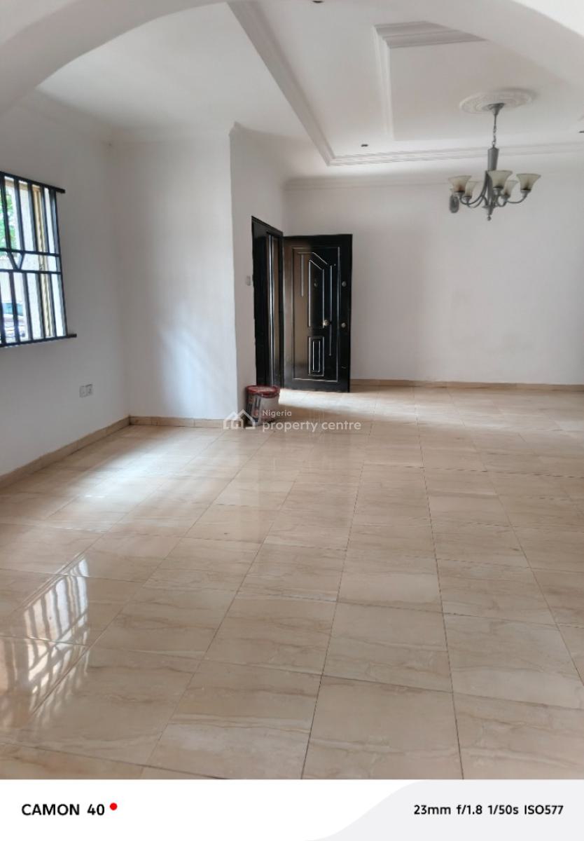 Luxury 3 Bedrooms Flat, Close to The Road, Badore, Ajah, Lagos, Flat / Apartment for Rent