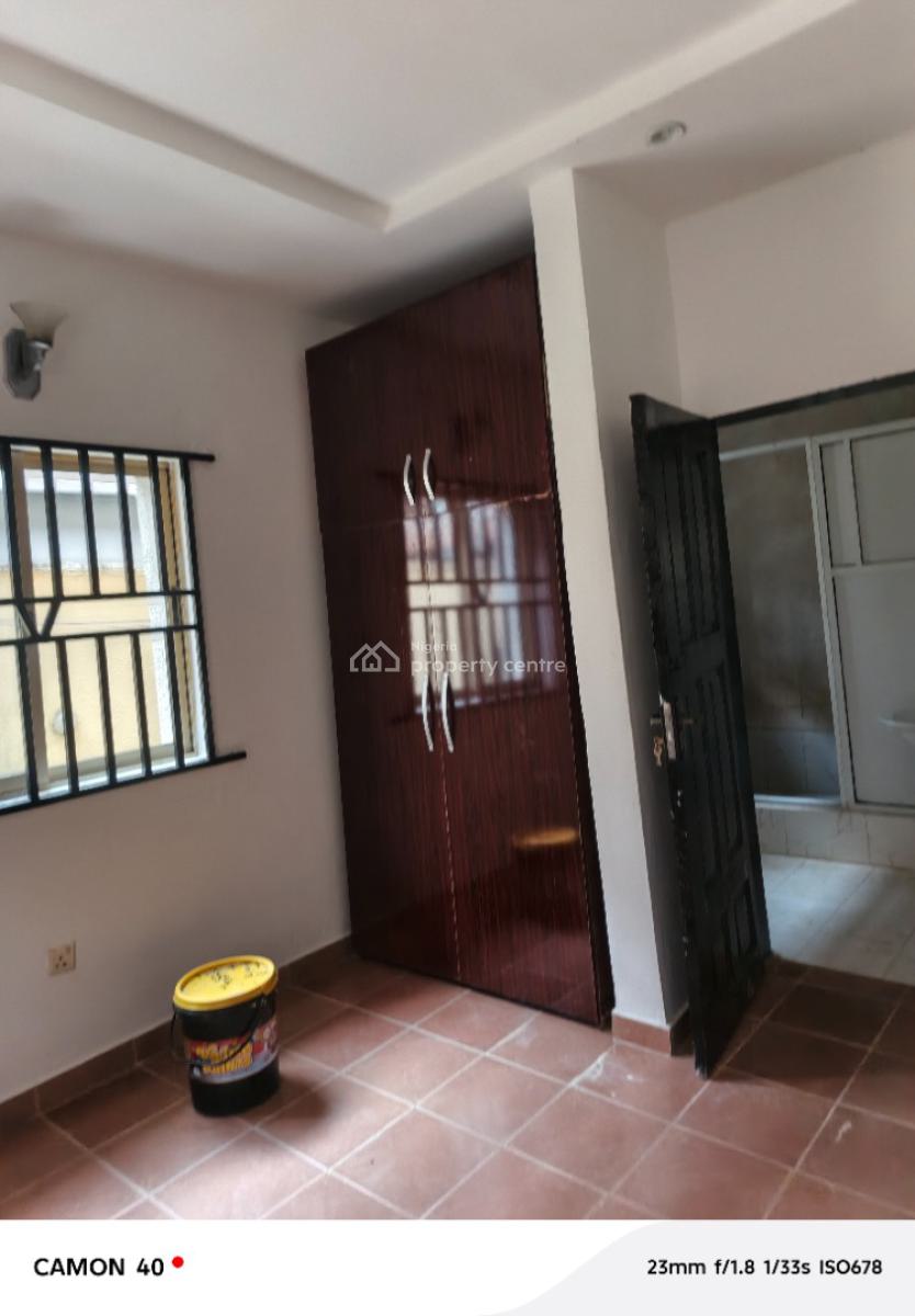 Luxury 3 Bedrooms Flat, Close to The Road, Badore, Ajah, Lagos, Flat / Apartment for Rent