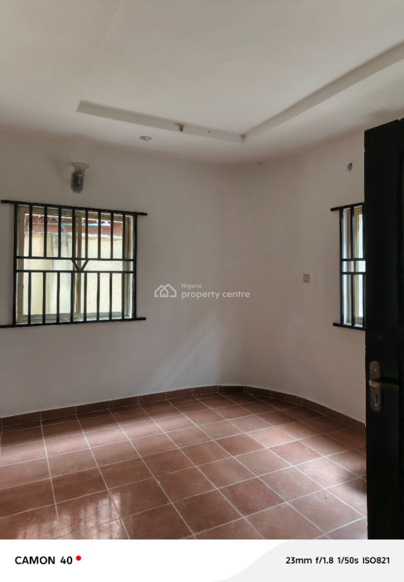 Luxury 3 Bedrooms Flat, Close to The Road, Badore, Ajah, Lagos, Flat / Apartment for Rent