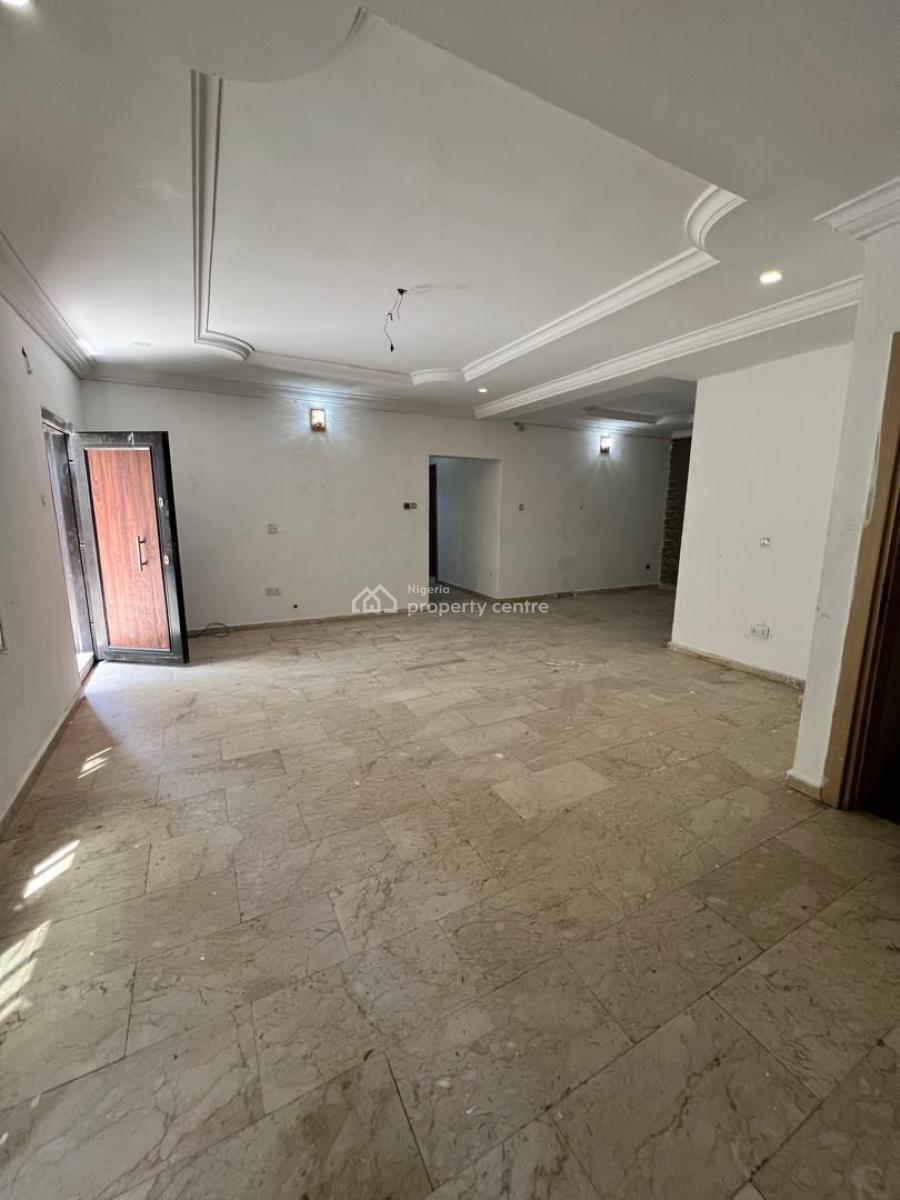 Standard 3 Bedrooms Apartment (upstairs) with Swimming Pool, Ikate, Lekki, Lagos, Flat / Apartment for Rent