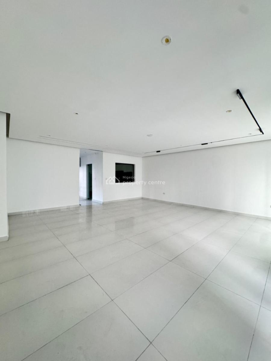 Capacious  4 Bedroom Townhouse with Bq, Communal Pool & Gym., Ikate, Lekki, Lagos, Terraced Duplex for Sale