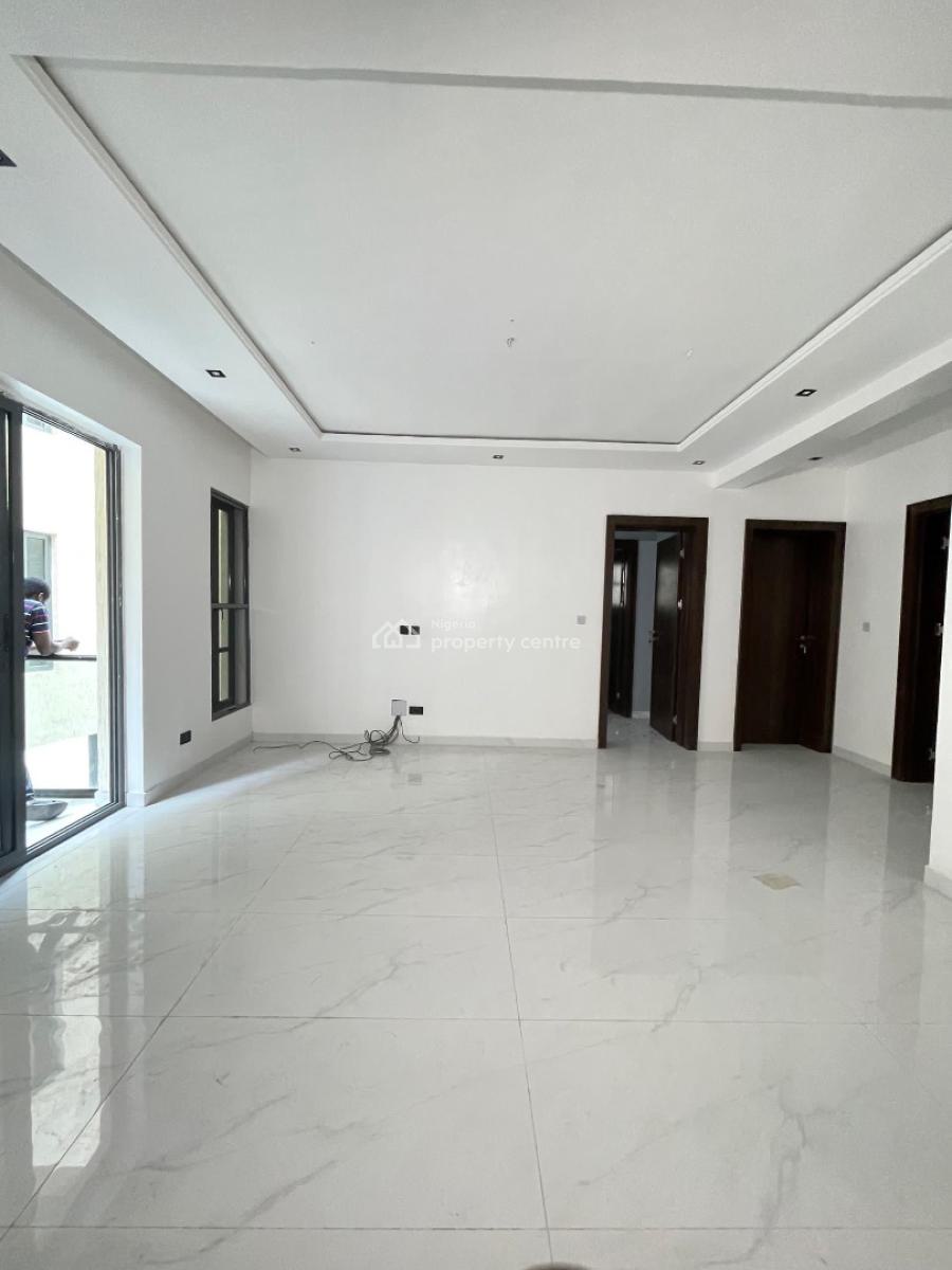 Lovely 2 Bedroom Maisonnette with Pool Gym and Elevator, Lekki Phase 1, Lekki, Lagos, Block of Flats for Sale
