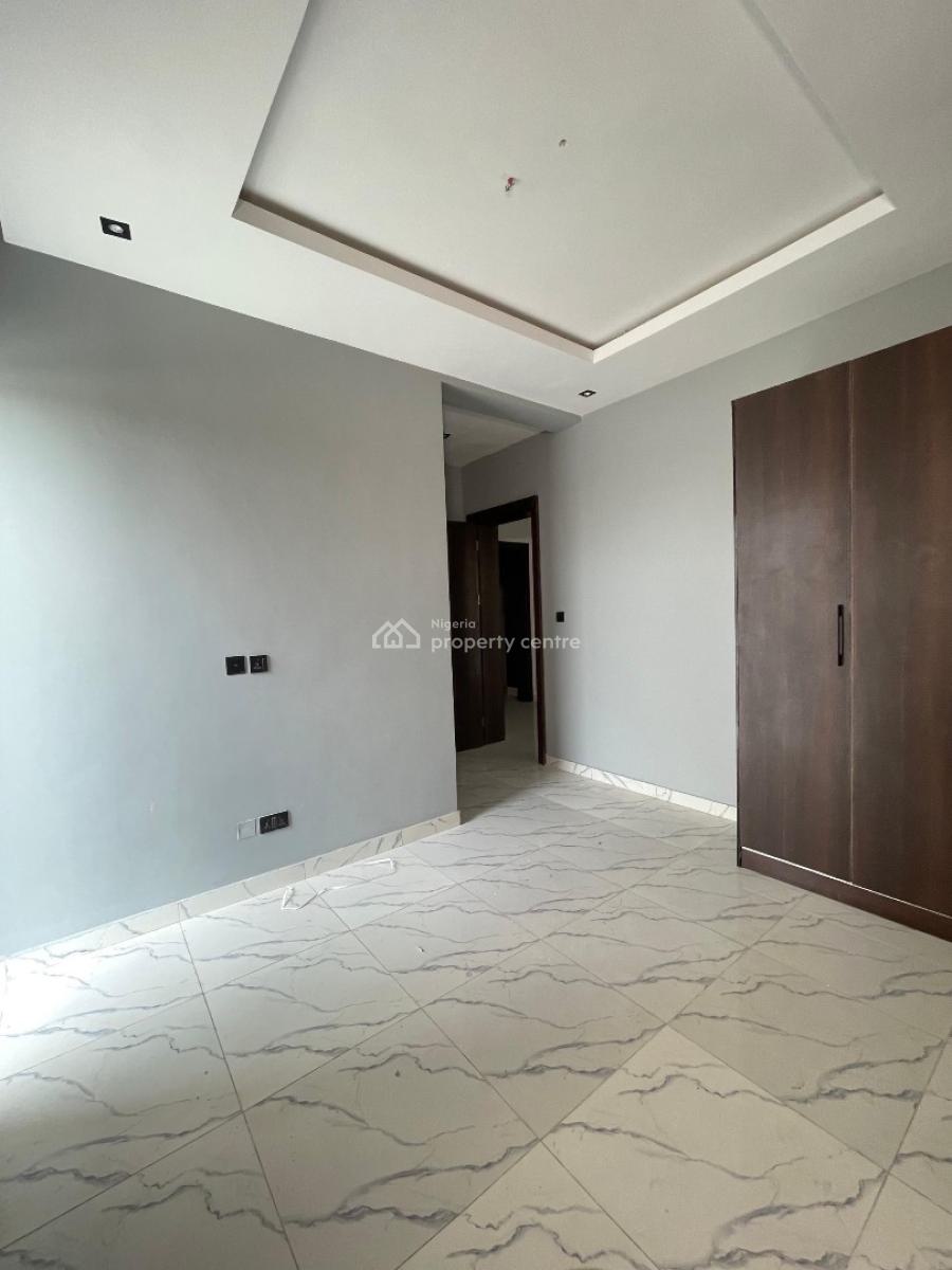 Lovely 2 Bedroom Maisonnette with Pool Gym and Elevator, Lekki Phase 1, Lekki, Lagos, Block of Flats for Sale