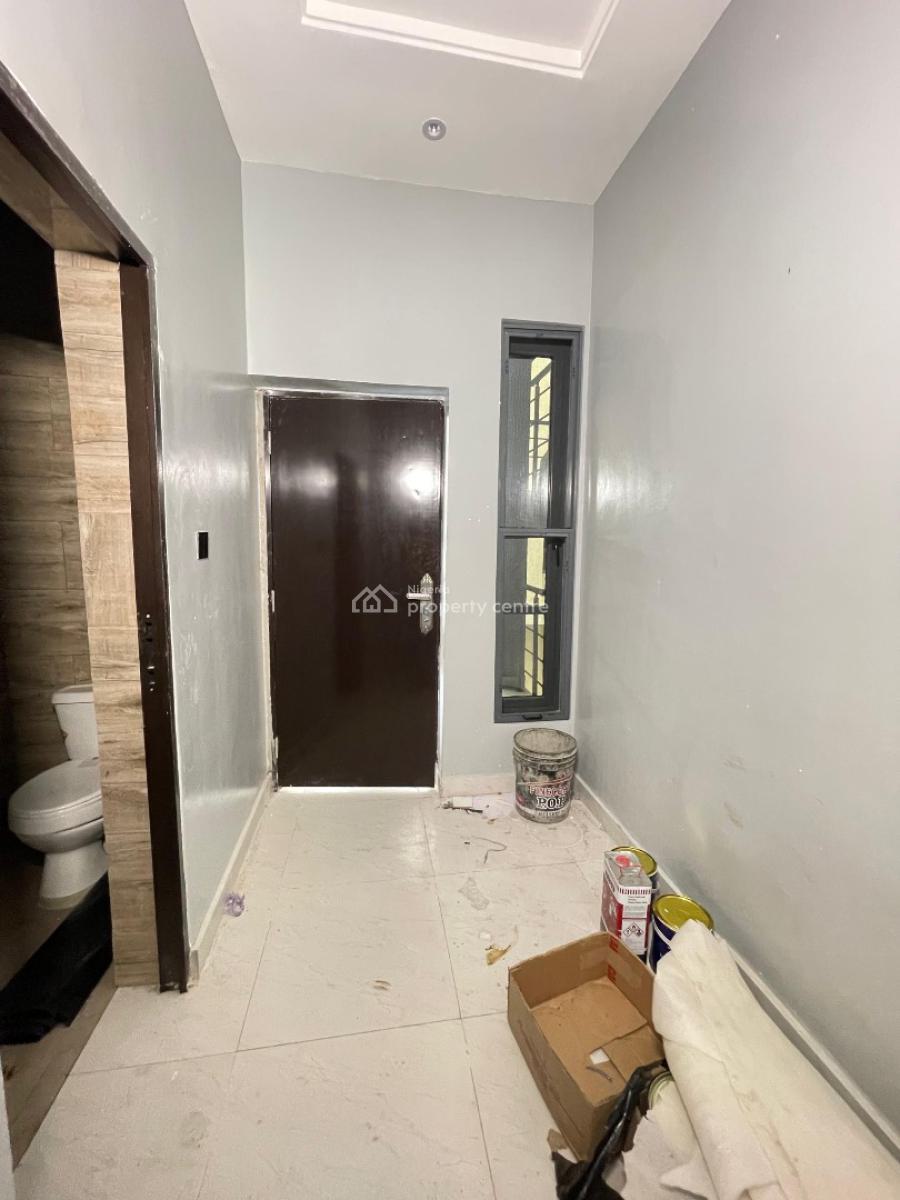 Lovely 2 Bedroom Maisonnette with Pool Gym and Elevator, Lekki Phase 1, Lekki, Lagos, Block of Flats for Sale