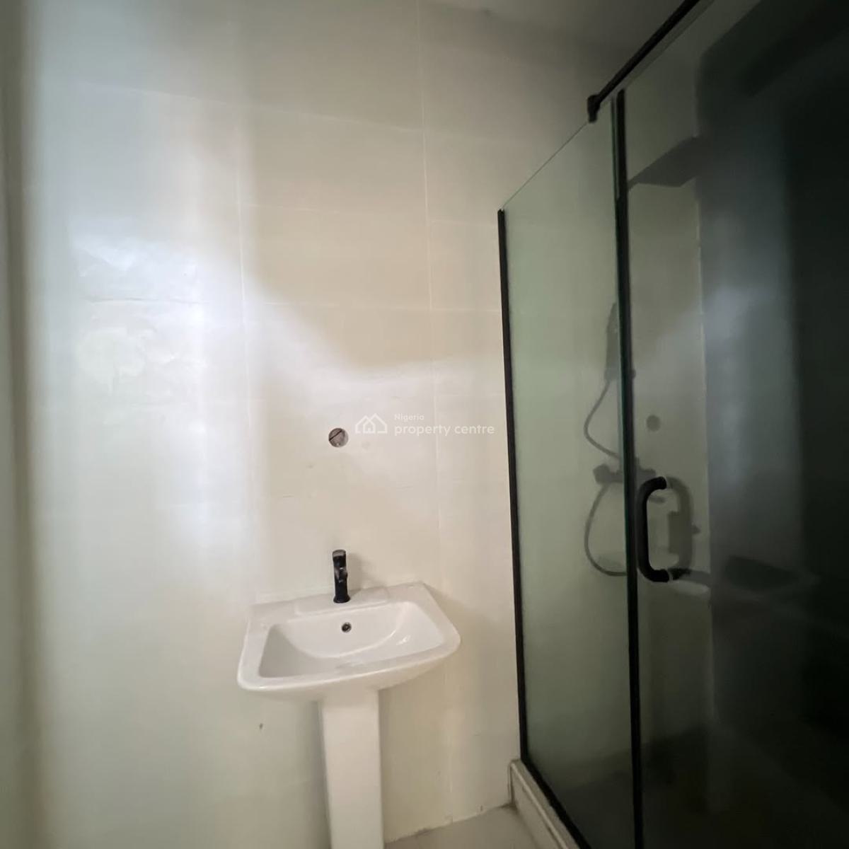 Brand New Serviced 2 Bedroom Apartment with Swimming Pool and Gym., Agungi, Lekki, Lagos, Flat / Apartment for Sale