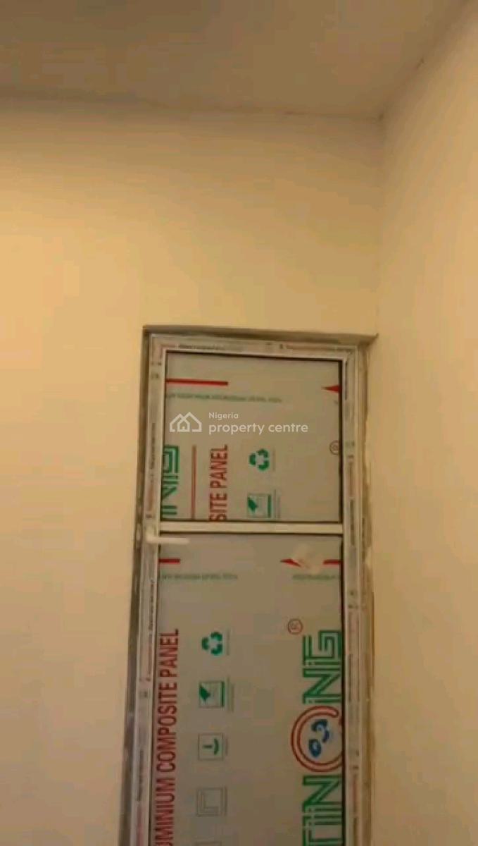 Very Decent and Spacious Upstairs Ready to Move in Roomself Apartment, Abule Ijesha, Yaba, Lagos, Self Contain (single Rooms) for Rent