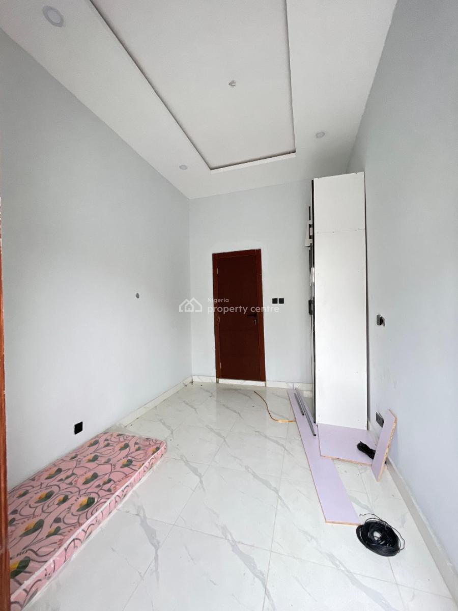 Luxury Four (4) Bedroom Terraced Duplex with Bq, Few Minutes Drive From Lekki Leisure Lake, Nike Art Gallery, Ikate Elegushi, Lekki, Lagos, House for Sale
