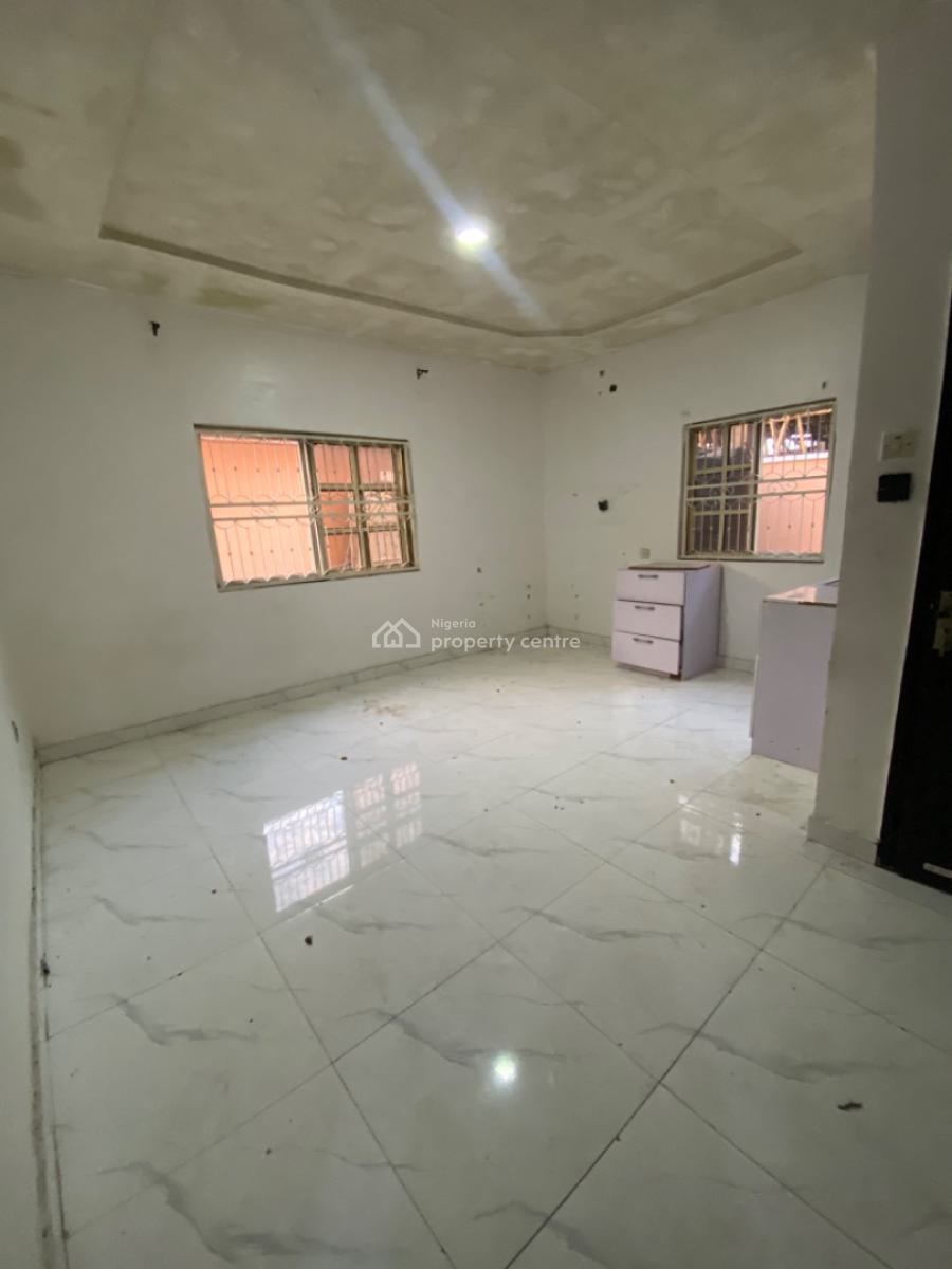 a Room Self Contained at Lekki Phase 1, Off Admiralty Way Lekki Phase 1, Lekki Phase 1, Lekki, Lagos, Self Contain (single Rooms) for Rent