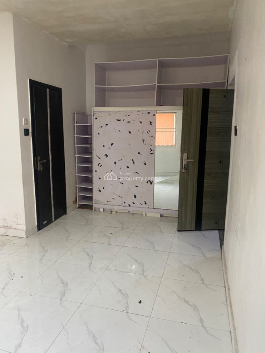a Room Self Contained at Lekki Phase 1, Off Admiralty Way Lekki Phase 1, Lekki Phase 1, Lekki, Lagos, Self Contain (single Rooms) for Rent