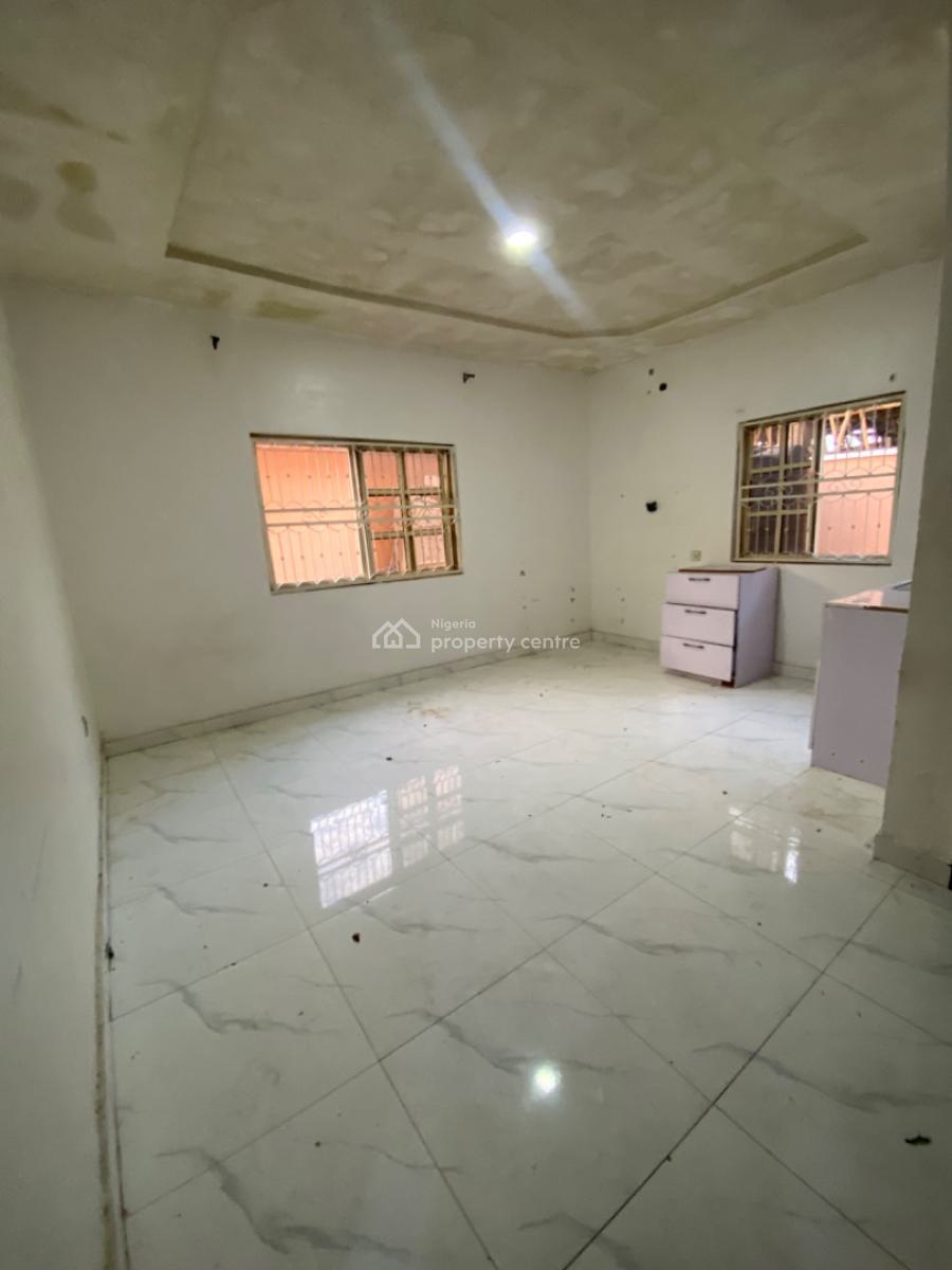 a Room Self Contained at Lekki Phase 1, Off Admiralty Way Lekki Phase 1, Lekki Phase 1, Lekki, Lagos, Self Contain (single Rooms) for Rent