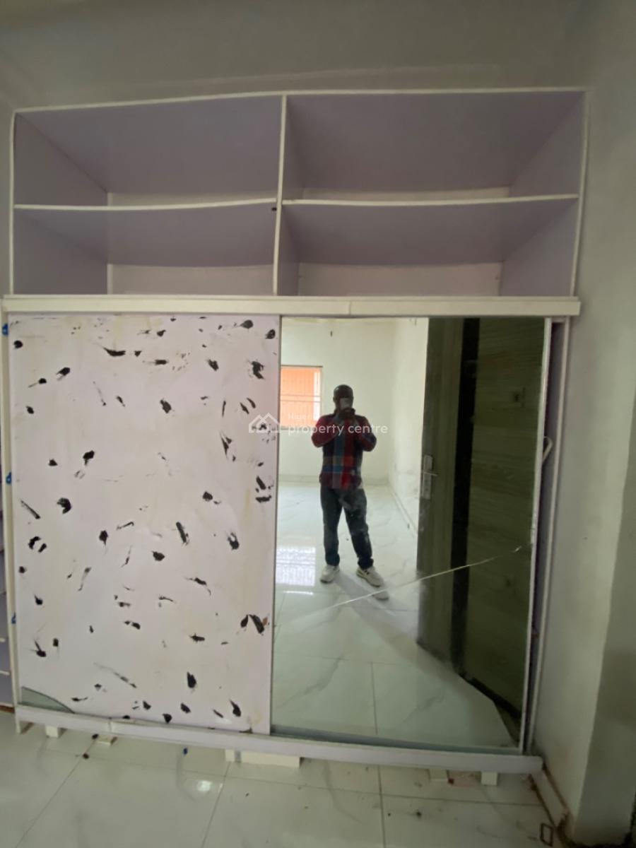 a Room Self Contained at Lekki Phase 1, Off Admiralty Way Lekki Phase 1, Lekki Phase 1, Lekki, Lagos, Self Contain (single Rooms) for Rent