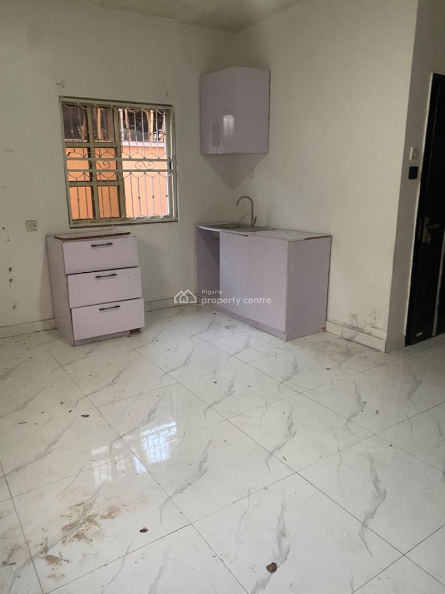 a Room Self Contained at Lekki Phase 1, Off Admiralty Way Lekki Phase 1, Lekki Phase 1, Lekki, Lagos, Self Contain (single Rooms) for Rent