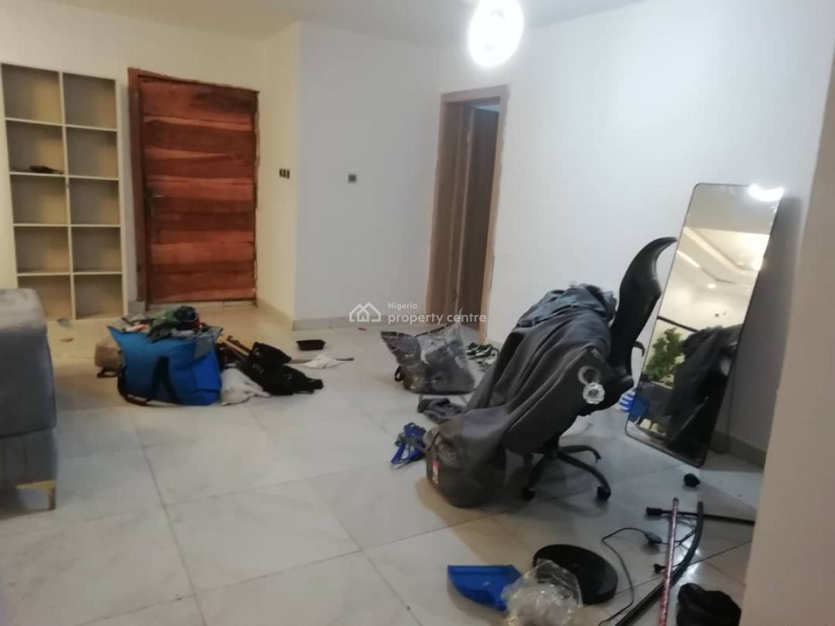 Luxurious Miniflat in Ajah Ilaje Off Mobil Road, Ajah Ilaje of Mobil Road, Ajah, Lagos, Mini Flat (room and Parlour) for Rent