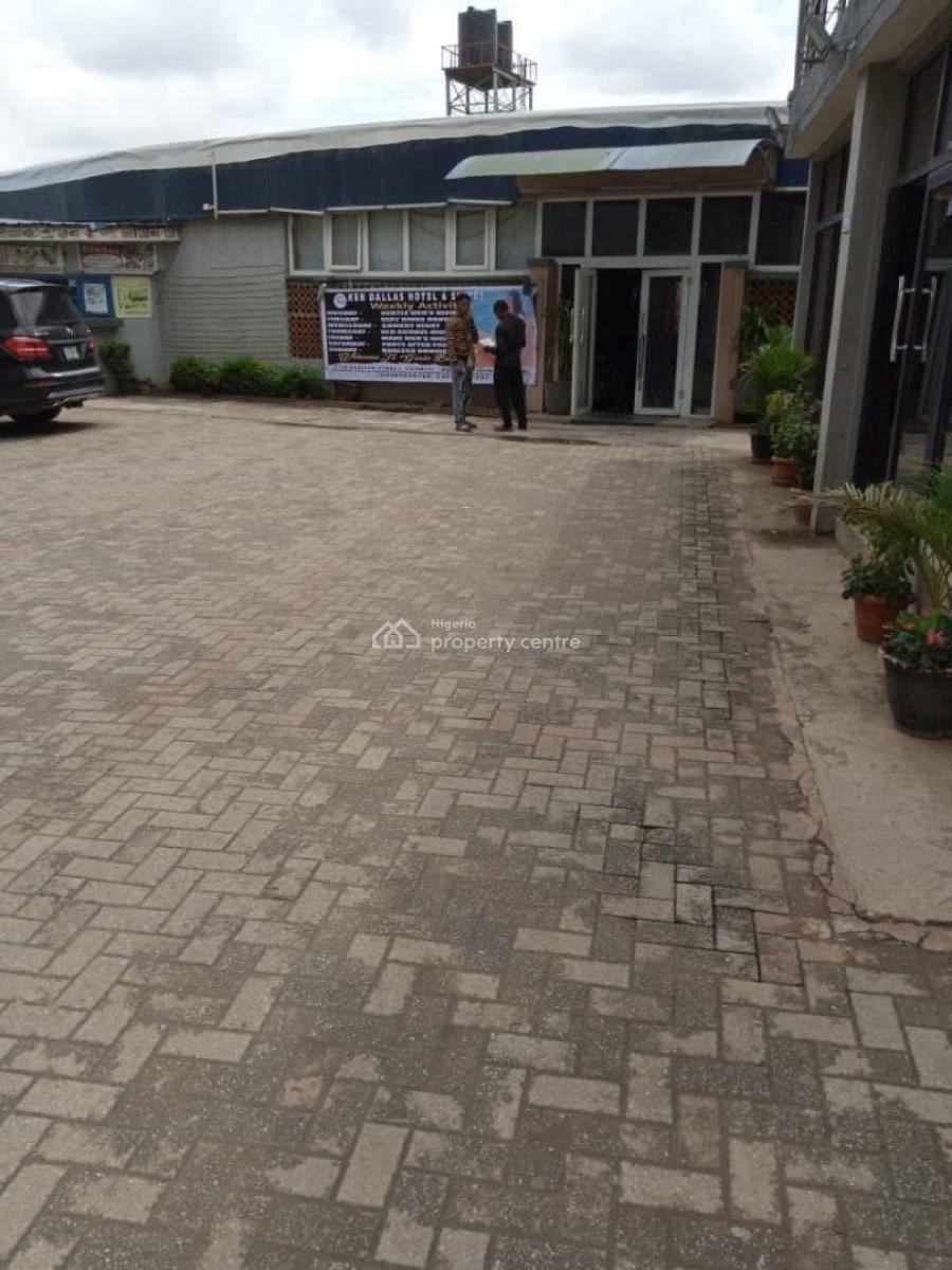 Luxury Hotel of 25 Rooms in Igando, Oladun Street, Igando, Alimosho, Lagos, Hotel / Guest House for Sale
