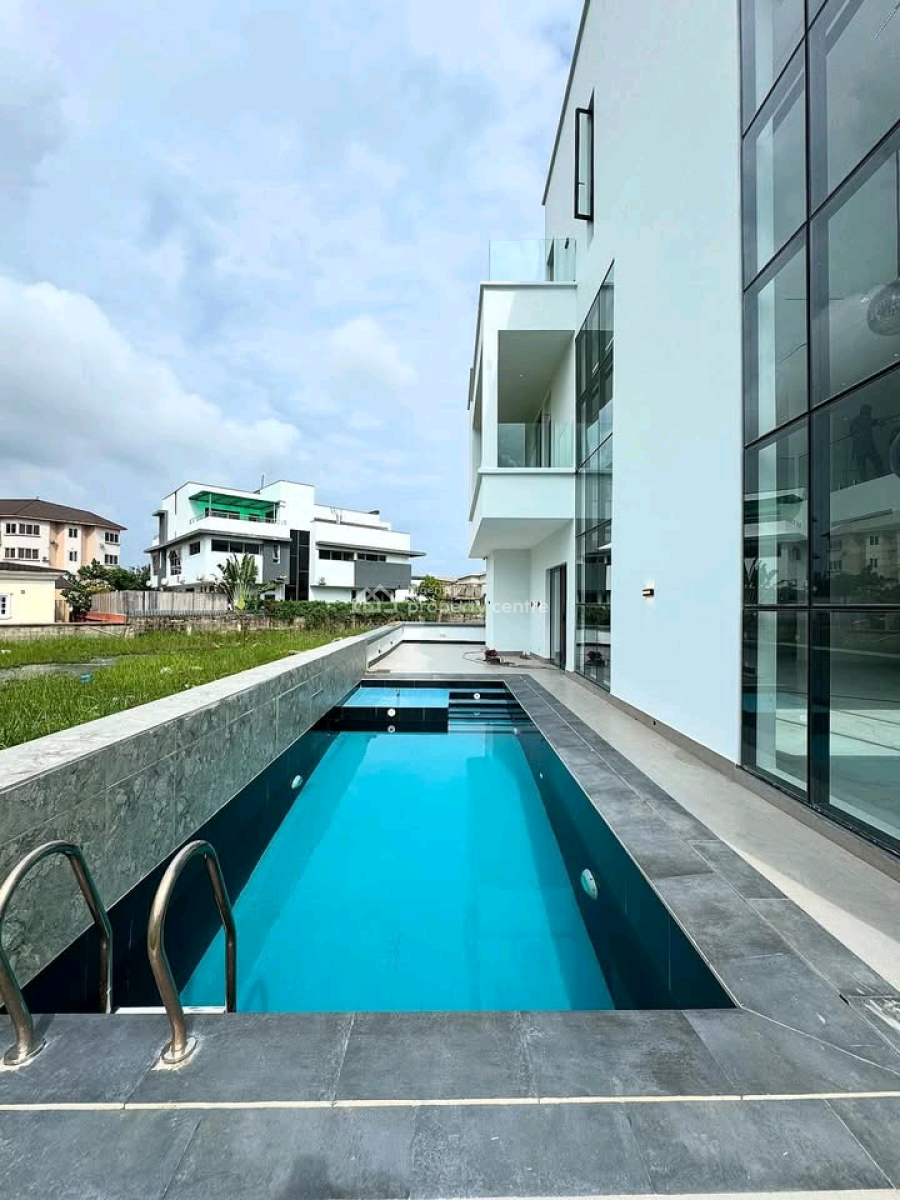 Contemporary 5bedroom Detached House Available   Location: Osa, Lekki, Lagos, House for Sale