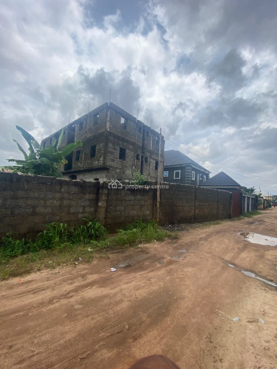 2 Bedroom Block of Flats with a 2 Bedroom Bungalow Bq (unfinished), Orji Off Okigwe Rd, Owerri North, Imo, Block of Flats for Sale