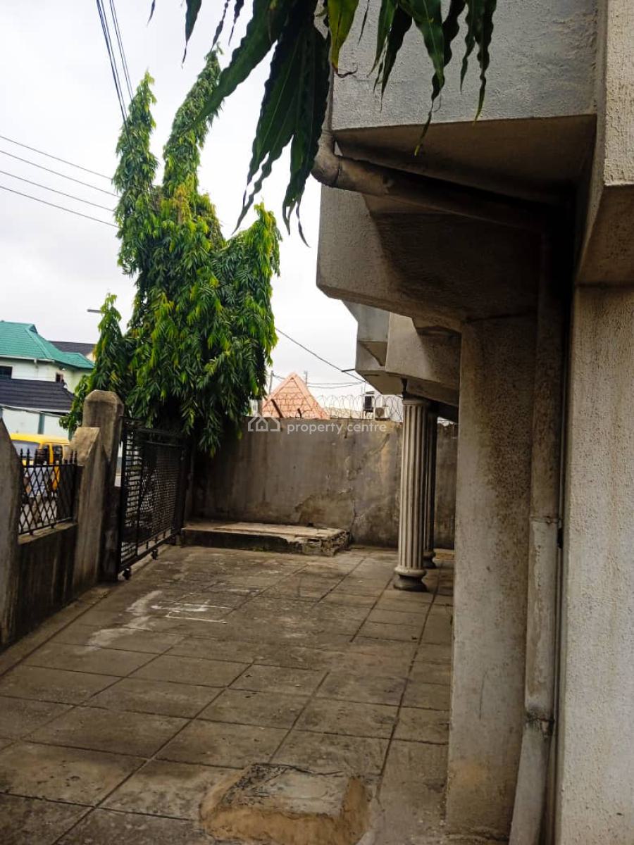 15 Rooms Detached House for Office Use, Off Obafemi Awolowo Way, Ikeja, Lagos, Office Space for Rent