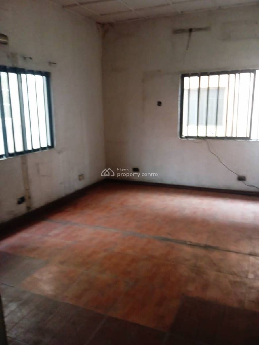 15 Rooms Detached House for Office Use, Off Obafemi Awolowo Way, Ikeja, Lagos, Office Space for Rent