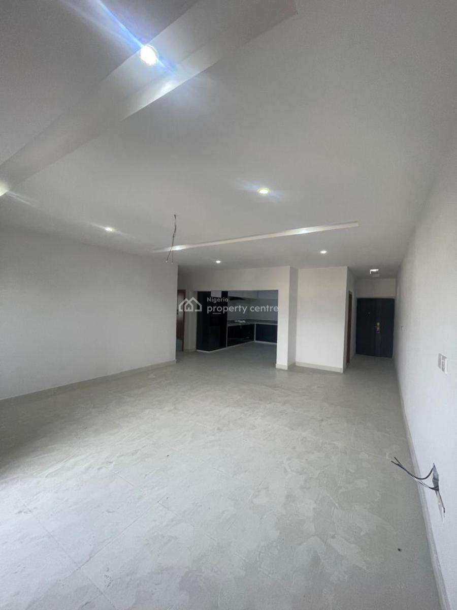 Lovely 2 Bedroom Apartment with Pool and Elevator, Lekki Phase 1, Lekki, Lagos, Flat / Apartment for Sale