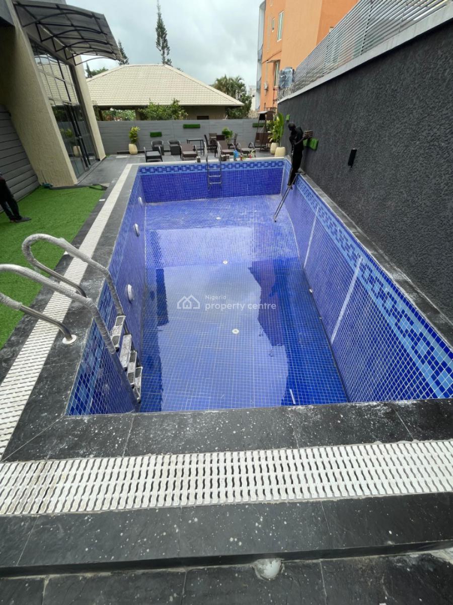 Luxury 2 Bedroom Maisonnette with Elevator and Gym, Lekki Phase 1, Lekki, Lagos, House for Sale