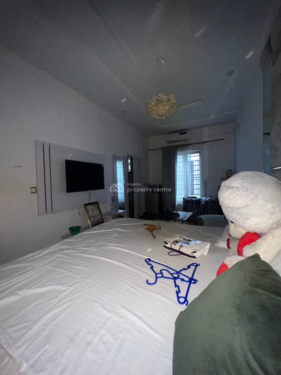 Spacious One Bedroom Apartment, Ikota Gra, Ikota, Lekki, Lagos, Flat / Apartment for Sale