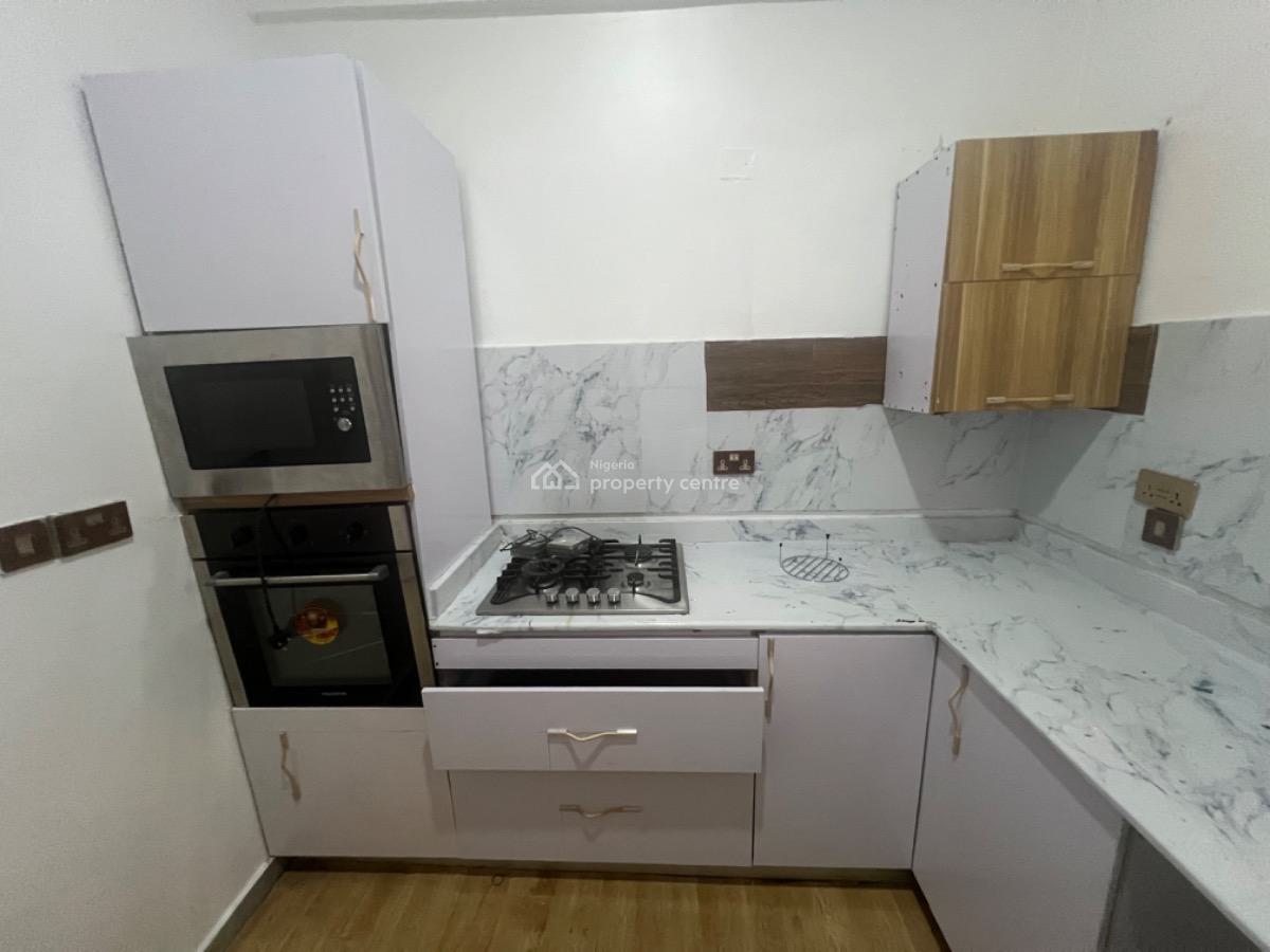 Room and Parlor; Mini Flat, Ikate, Ikate, Lekki, Lagos, Mini Flat (room and Parlour) for Rent