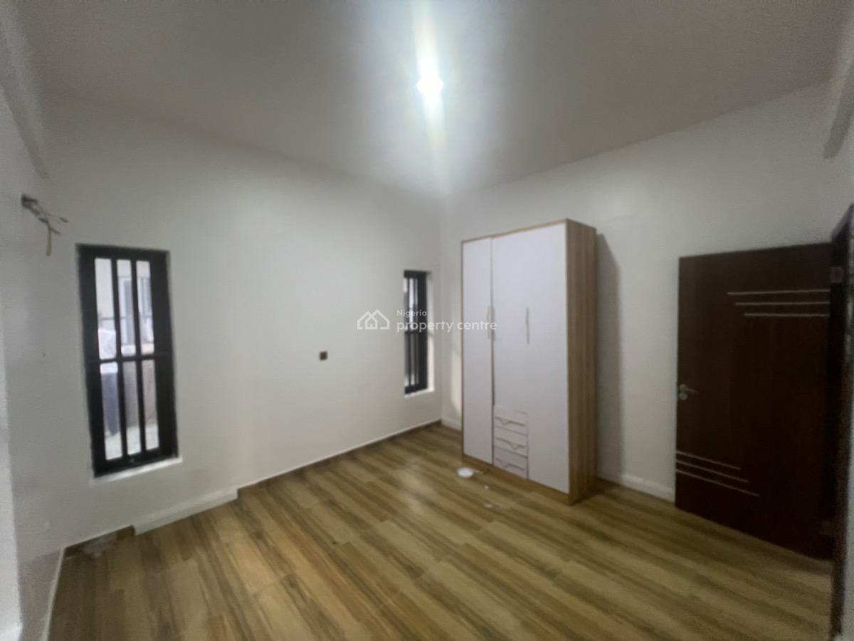 Room and Parlor; Mini Flat, Ikate, Ikate, Lekki, Lagos, Mini Flat (room and Parlour) for Rent