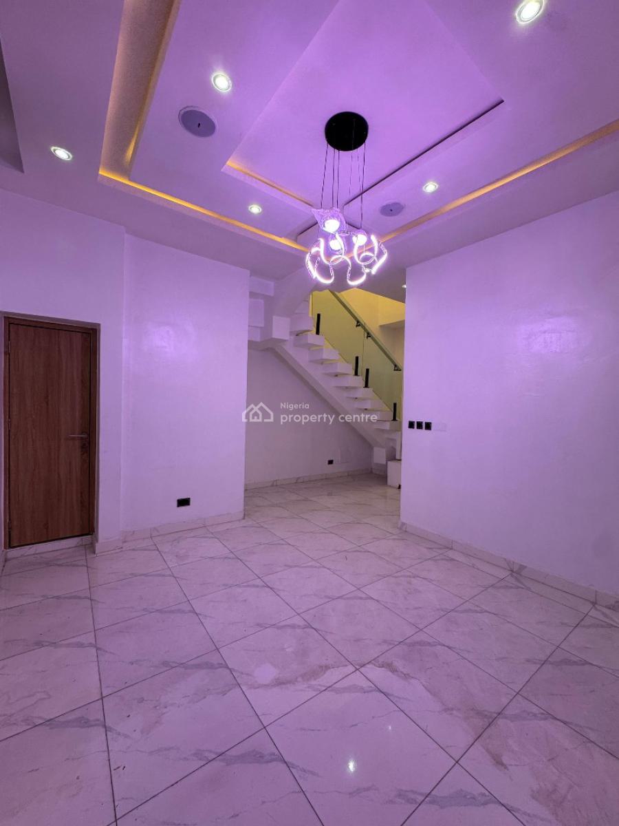 Stunning 4-bedroom Semi-detached Duplex with Bq, Ikota, Lekki, Lagos, Semi-detached Duplex for Sale