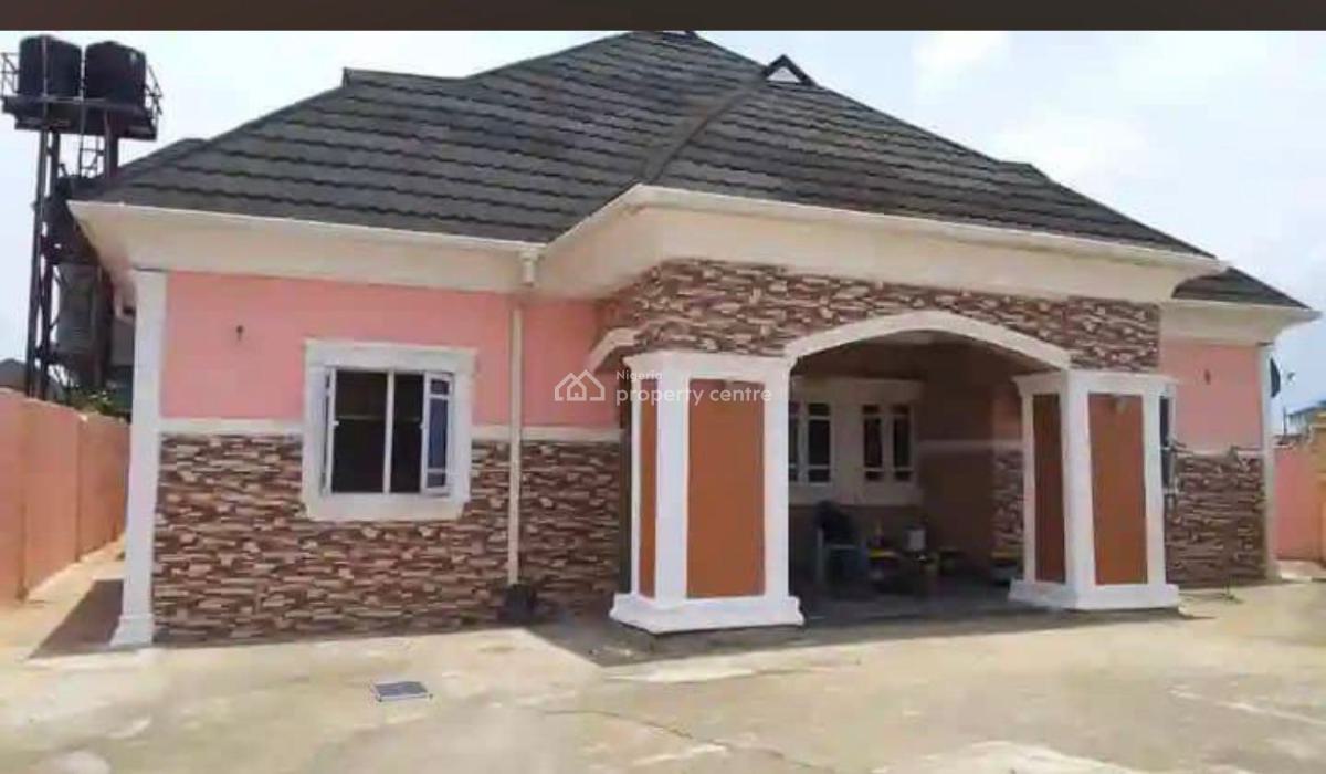 Executive 4 Bedroom Flat Alone in Compound, Greeenleaf Estate, Ebute, Ikorodu, Lagos, Flat / Apartment for Rent