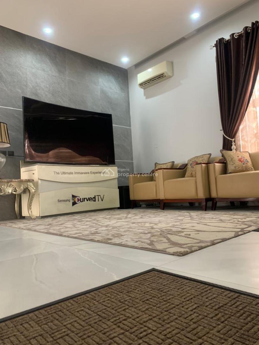5 Bedroom Detached House with a Room Bq, Banana Island Road, Banana Island, Ikoyi, Lagos, Detached Duplex for Rent