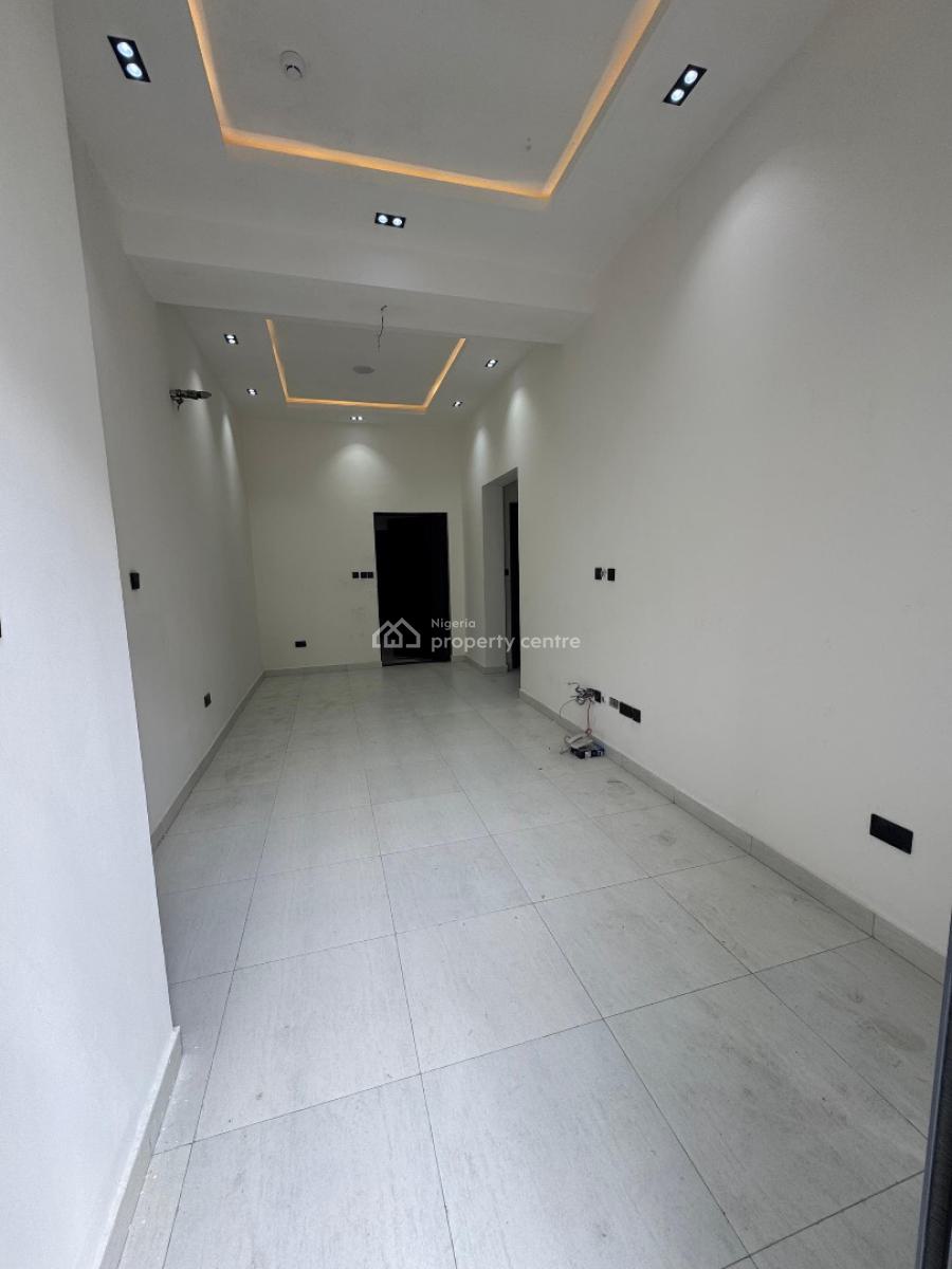 Brand New 2 Bedroom Apartment, Lekki Phase 1, Lekki, Lagos, Flat / Apartment for Rent