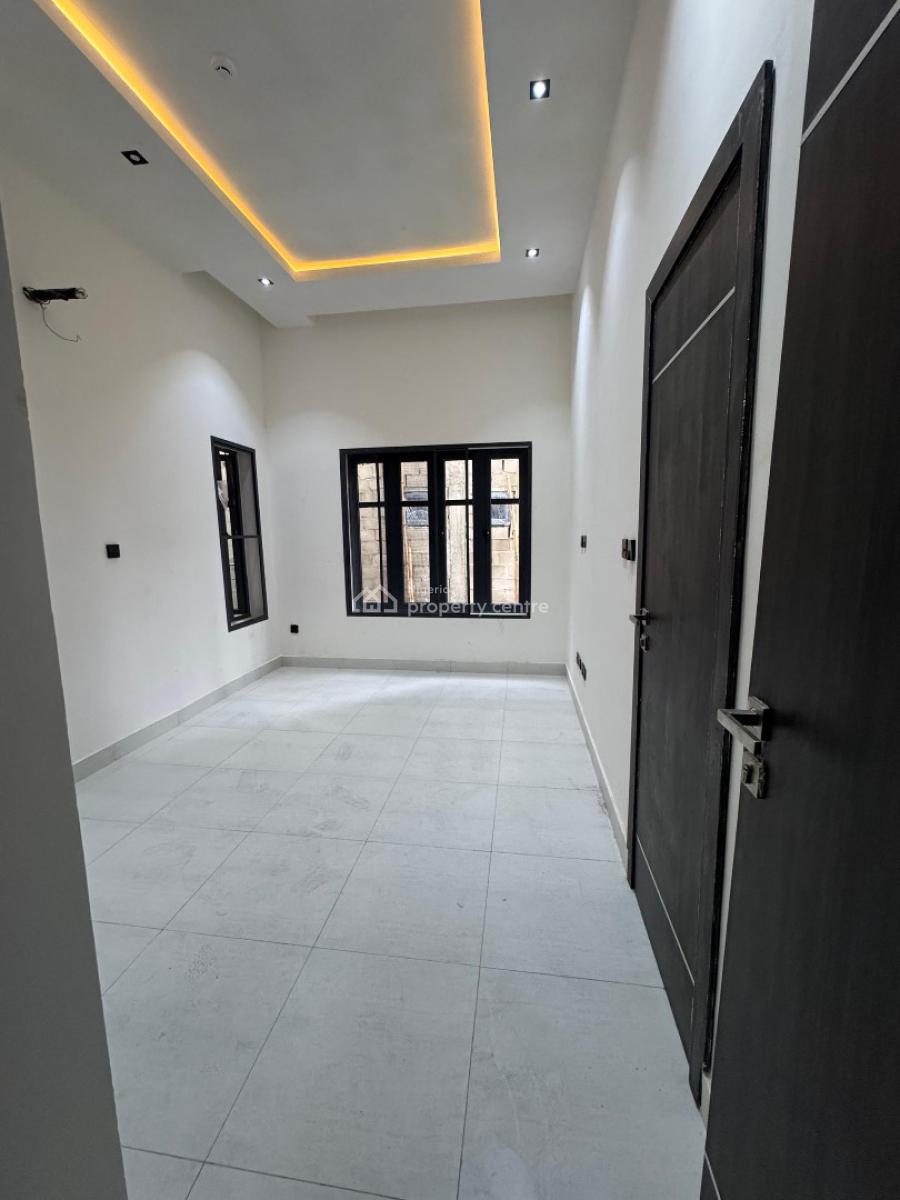 Brand New 2 Bedroom Apartment, Lekki Phase 1, Lekki, Lagos, Flat / Apartment for Rent