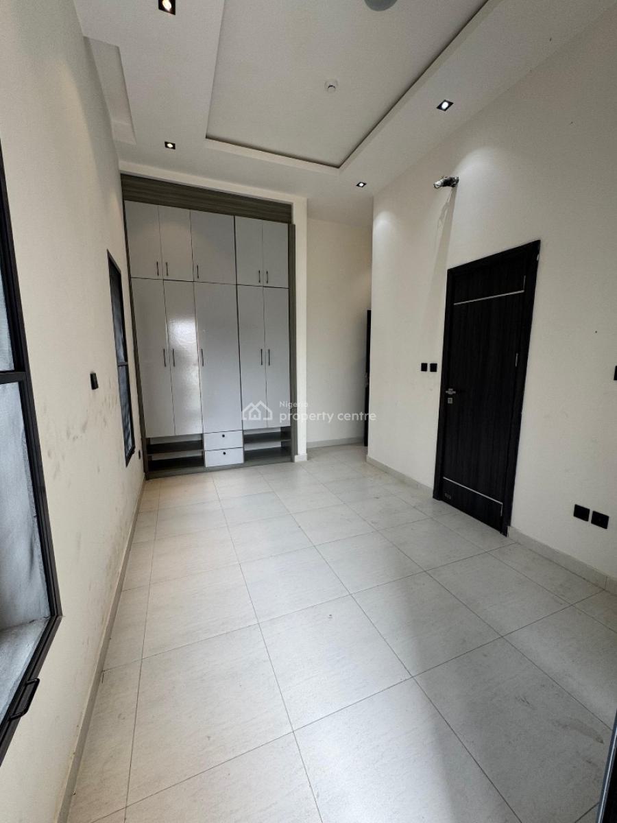 Brand New 2 Bedroom Apartment, Lekki Phase 1, Lekki, Lagos, Flat / Apartment for Rent