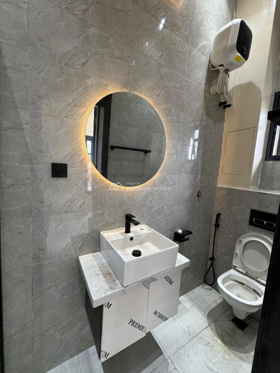 Brand New 2 Bedroom Apartment, Lekki Phase 1, Lekki, Lagos, Flat / Apartment for Rent