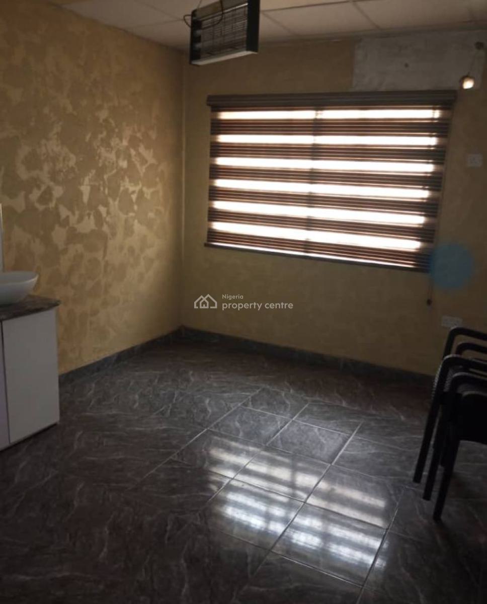4 Bedroom Bungalow Self Compound with a Room Bq, Off Opebi Road, Opebi, Ikeja, Lagos, Detached Bungalow for Rent