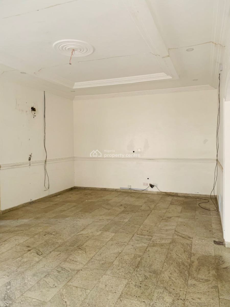 Neat and Standard 5 Bed Duplex with Bq, Lekki Phase 1, Lekki, Lagos, Semi-detached Duplex for Rent