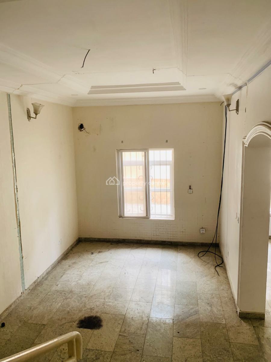 Neat and Standard 5 Bed Duplex with Bq, Lekki Phase 1, Lekki, Lagos, Semi-detached Duplex for Rent