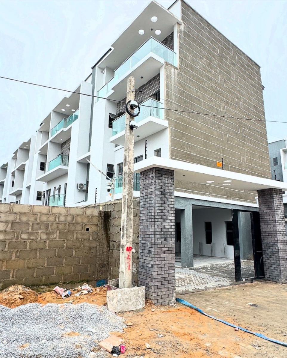 Spacious 2 Bedroom Maisonette, Lekki Phase 1, Lekki, Lagos, Detached Duplex for Sale