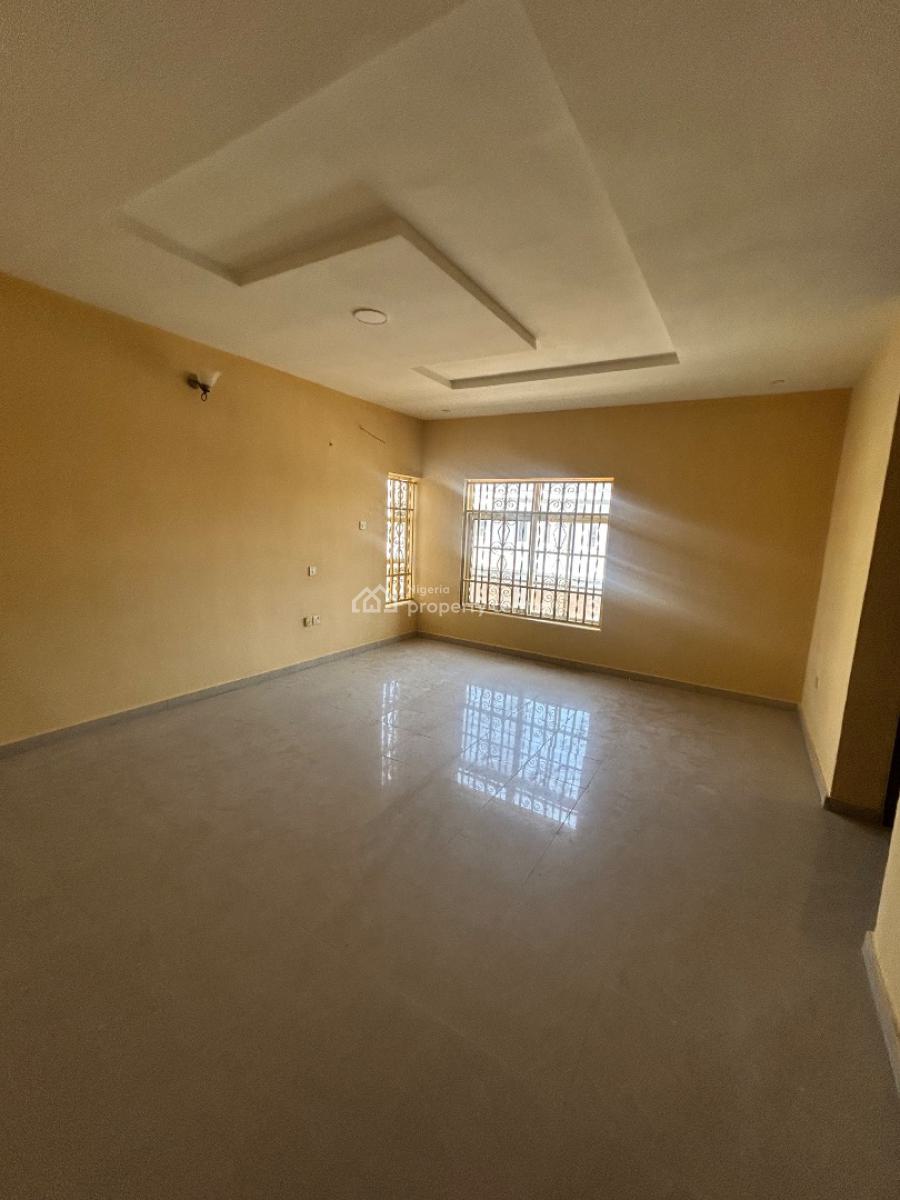 Well Maintained Spacious 5 Bedroom Detached Duplex, Lekki Phase 1, Lekki, Lagos, Detached Duplex for Rent