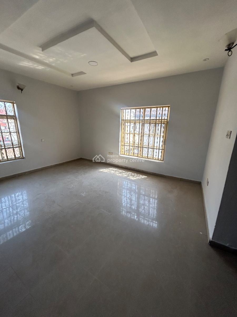 Well Maintained Spacious 5 Bedroom Detached Duplex, Lekki Phase 1, Lekki, Lagos, Detached Duplex for Rent