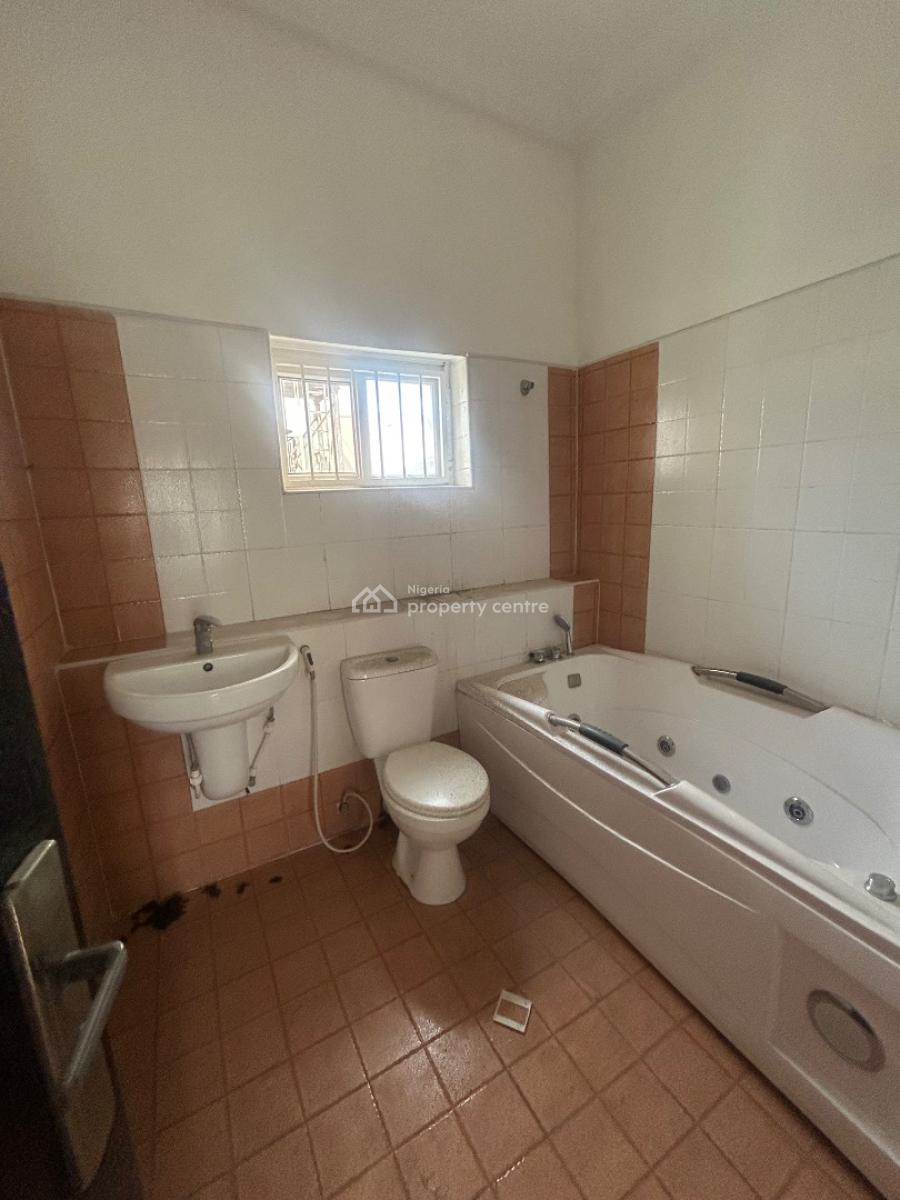 Well Maintained Spacious 5 Bedroom Detached Duplex for Both Commercial, Lekki Phase 1, Lekki, Lagos, Detached Duplex for Rent